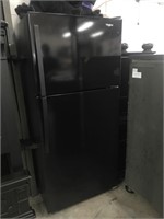 Whirlpool 18.2-Cu Ft Top-Freezer Refrigerator