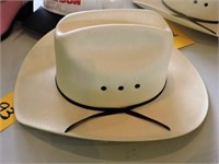 COWBOY HAT