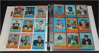 1971 Topps Football Card Complete Set.