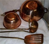 Two copper colanders, spatula, ladle & hanging bar