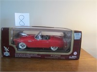 1955 Ford Thunderbird 1:18 Die-Cast Model
