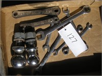 BOX OF RATCHET WRENCHES AND 2 BALLS