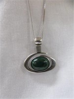 STERLING SILVER NECKLACE WITH MODERNIST GREEN