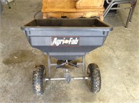 pull behind grass seed spreader