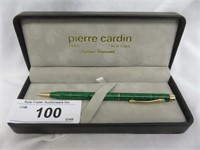 PIERRE CARDIN PARIS INK PEN IN CASE