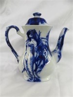 FLOW BLUE "NUDE" WATER PITCHER 9"T