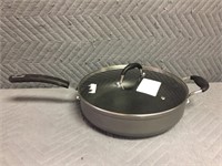 Deep Stir Fry Pan With Lid - 5.4Qt