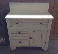 Vintage wooded commode