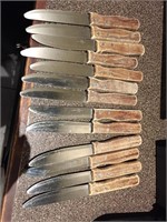 Wood Handle Steak KnivesW/ Poly Carb Jug