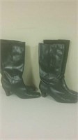 2 Pairs Ladies Boots Size 8W