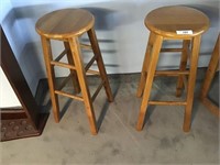 PAIR OF OAK BAR STOOLS