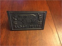 Nice bacon press