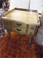 WOODEN SIDE TABLE W/ DRAWER STORAGE