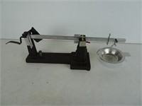 Scale with Cast Iron Base - Herter's