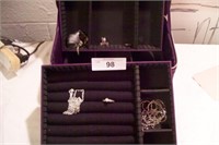 Ladies jewelry box with misc jewerly