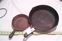 Pair of Cast Iron skillets