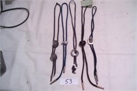 5pcs Neck Bolo's