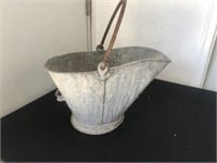 Ash bucket