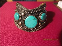 Lg. Silvertone Cuff Bracelet w/3 Stones