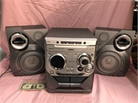 Phillips (3) cd and tape stereo with max sound