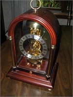 Hermle Mantle Clock w/Key 791-081 6 x 8 x 11