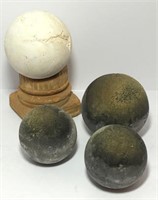 Decorative Spheres & Candle Pedestal