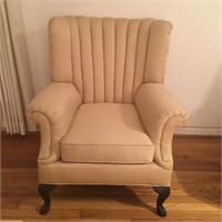 Upholstered Queen Anne Chair