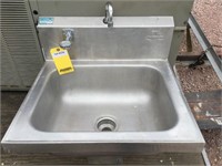"Advance" Stainless Steel Sink