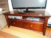 Wood TV stand  4 ft w X 21"d x 20 1/2"h - NO