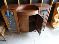 Curved front sideboard / buffet