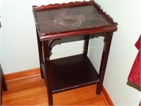 Wood end table - (has damage) - 17 1/2"w x 15