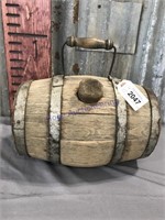 Wood barrel w/ carrying handle