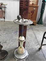 Marble/ metal smoking stand