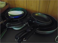 Various skillets & griddles