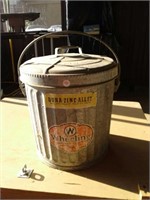 Wheeling Galvanized can with lid