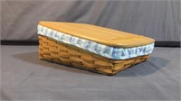 Longaberger 1999 Tapered paper tray basket