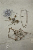 Assorted Stretchers & Traps