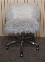 Fuzzy Rolling Chair