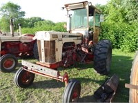 Case 830 comfort King with cab