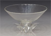 STEUBEN ART CRYSTAL CENTERPIECE BOWL