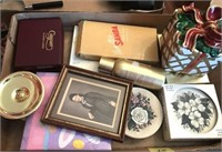 TRAY LOT: COASTERS, PLAYING CARDS, MISC.