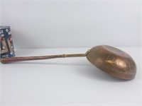 Louche en cuivre - Copper ladle