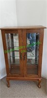 knick knack hutch with glass doors