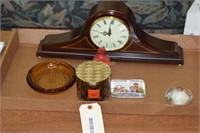 Mantel clock, paper weights