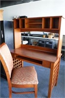 Desk w/ Chair