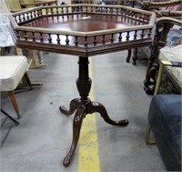 Antique George III Gallery Table