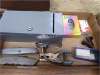 Razor knives & office items
