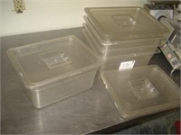 Lot of 5 Plastic Containers With Lids