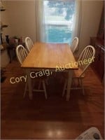 Butcher Block Table With 4 Chairs