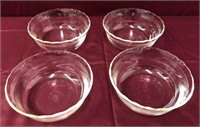 Set of 4 Pyrex Scalloped Edge Clear Glass Bowls